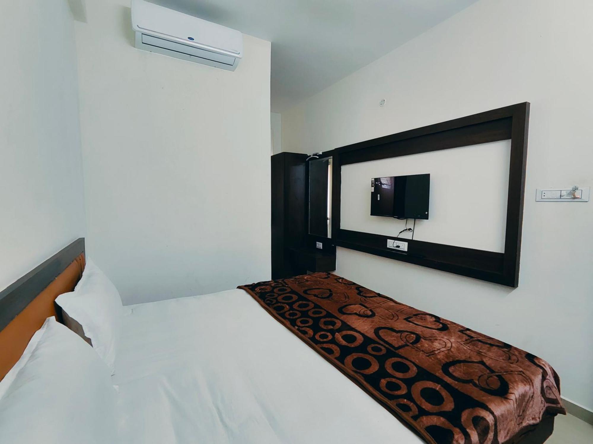 Hotel Heritage Palace Bhuj Esterno foto