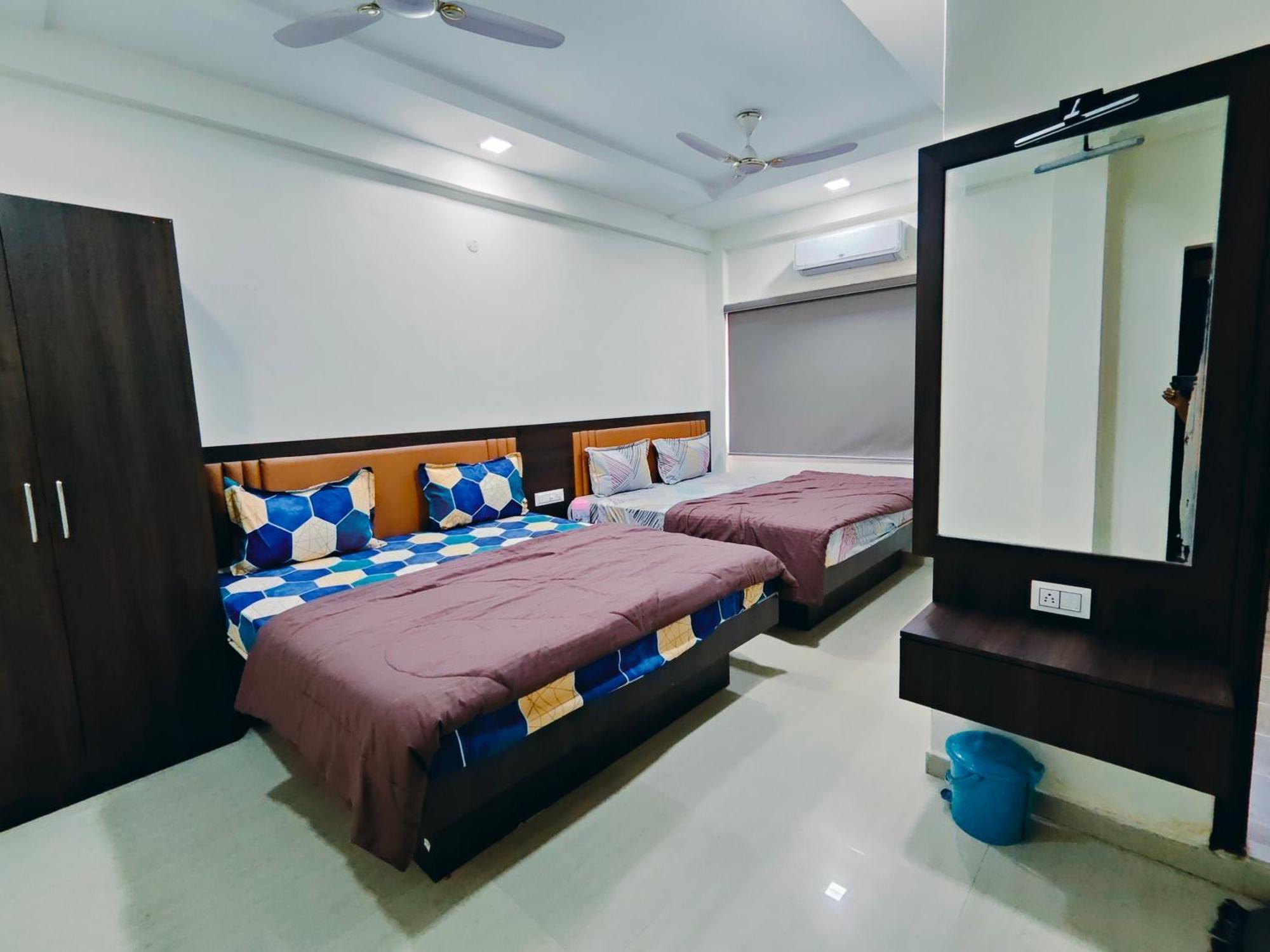 Hotel Heritage Palace Bhuj Esterno foto