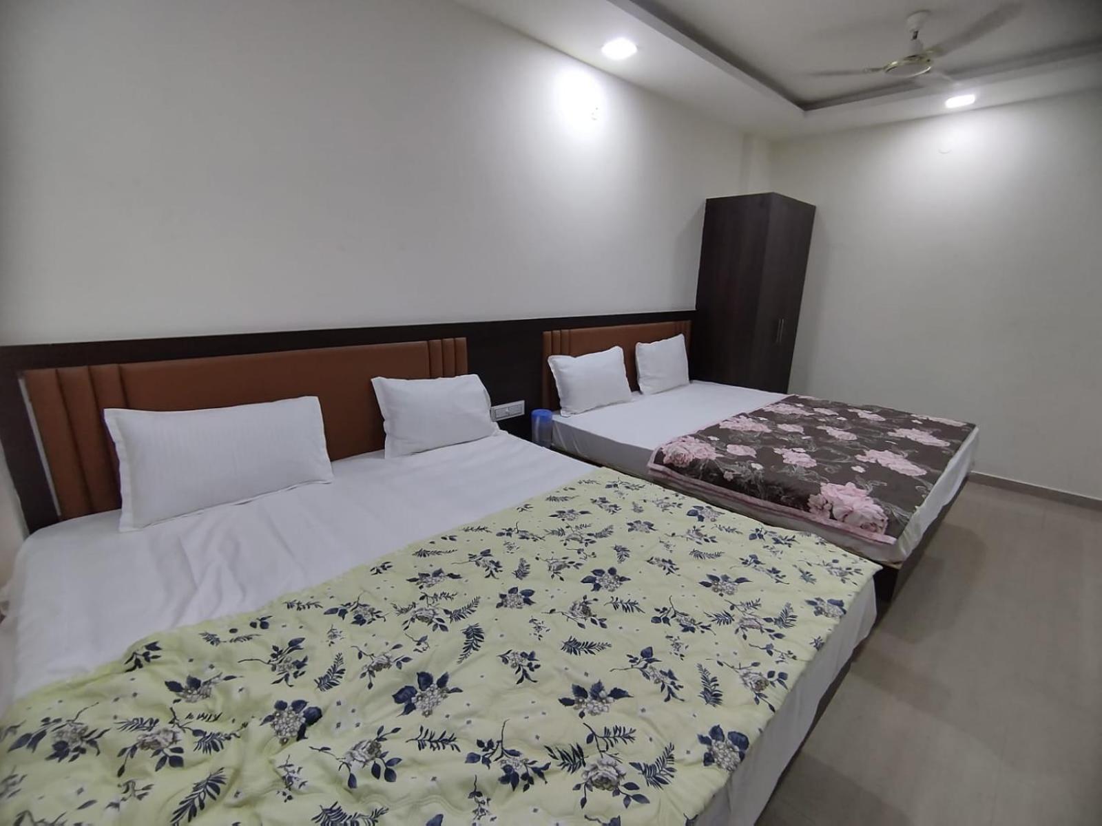 Hotel Heritage Palace Bhuj Esterno foto